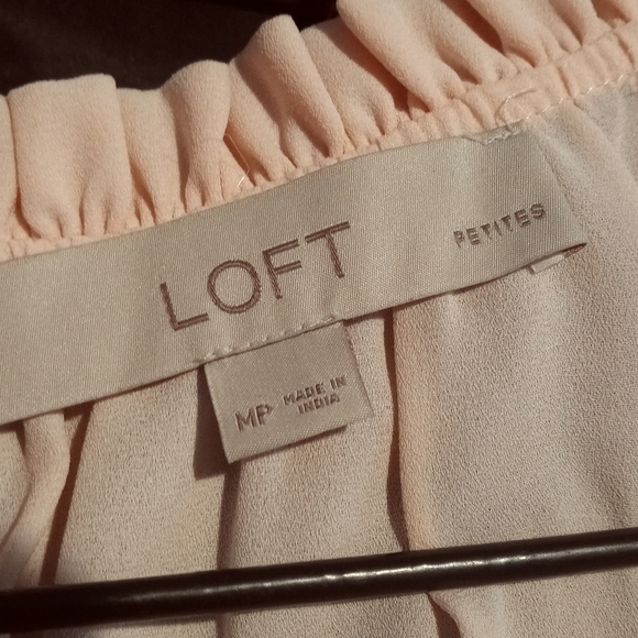 Loft pink blouse - Picture 3 of 3